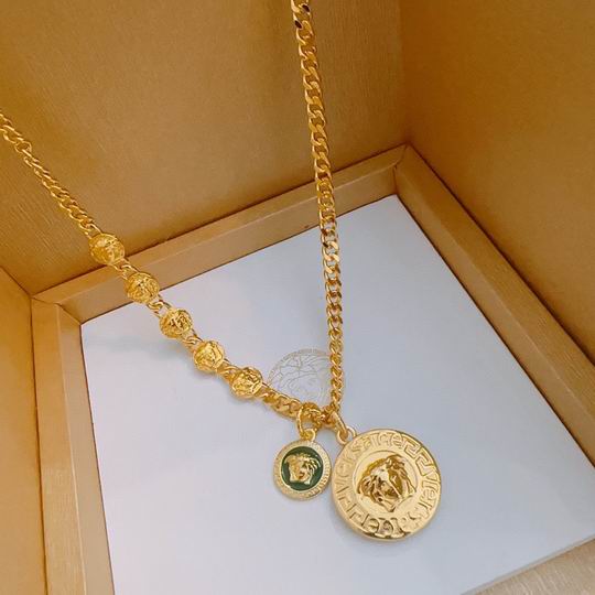 Versace necklace 11lyh95